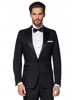 Fekete szmoking öltöny...